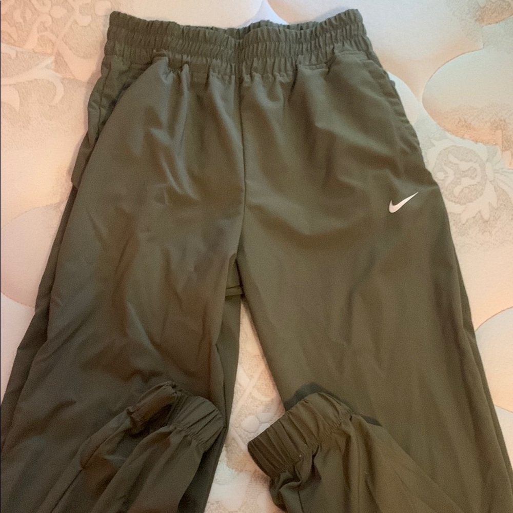 Nike Green Sweatpants with Elastic Cuffs